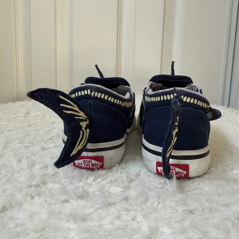 Vans Slip-on Navy V Shark Glow XRay Ocean Blue Sneakers for Kids Size 7.0 - Picture 5 of 12